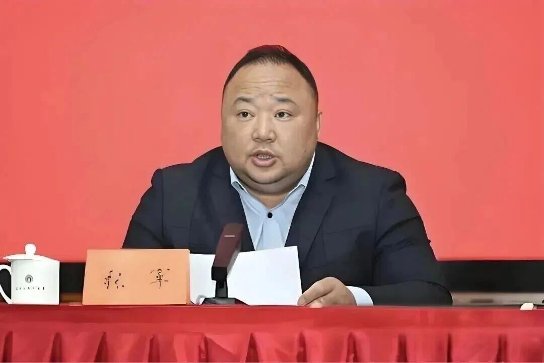米兰体育app下载-首个被查的奥运冠军，居然与太胖有关？